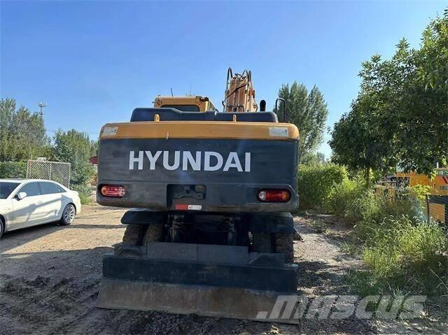Hyundai 210W Εκσκαφείς με τροχούς - λάστιχα