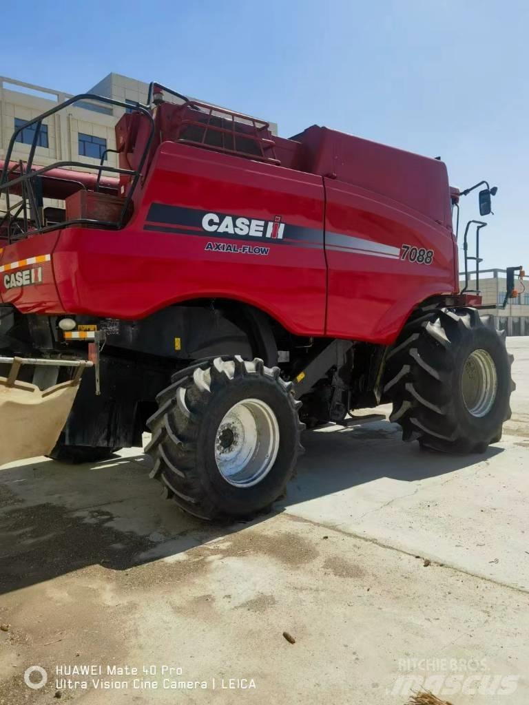 Case IH 7088 Θεριζοαλωνιστικές μηχανές