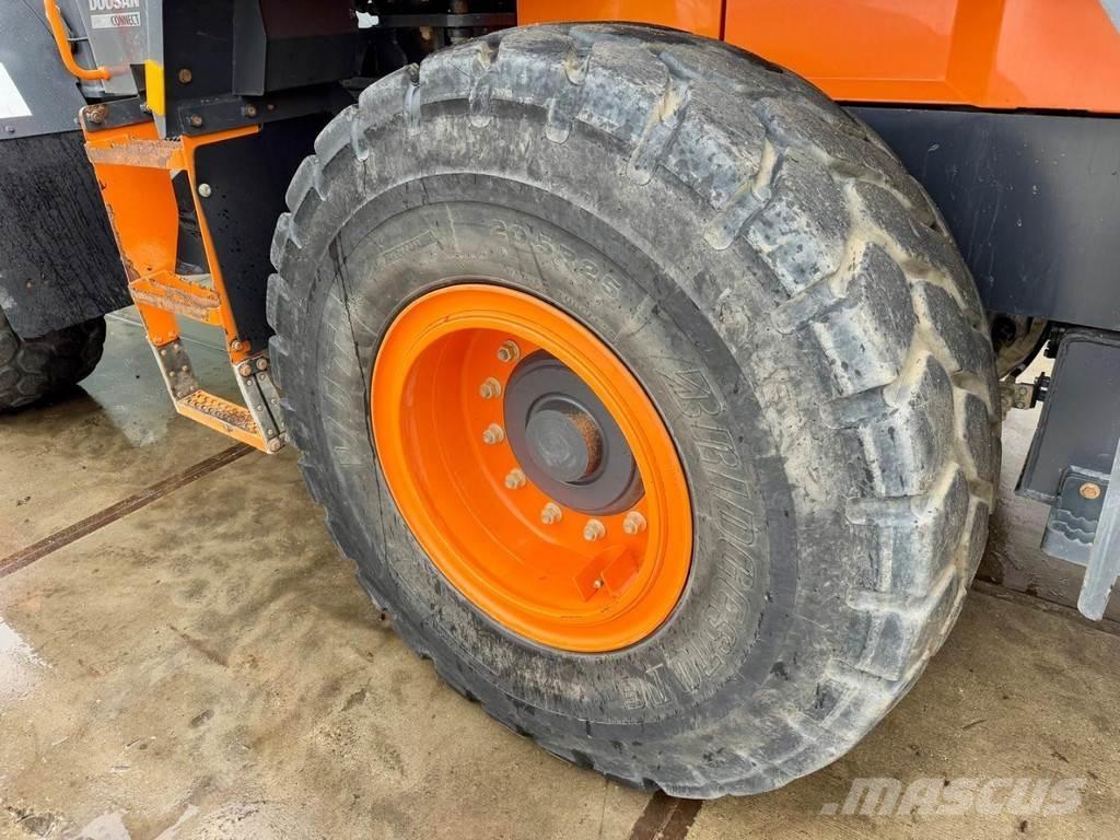 Doosan DL250-7 Φορτωτές με λάστιχα (Τροχοφόροι)