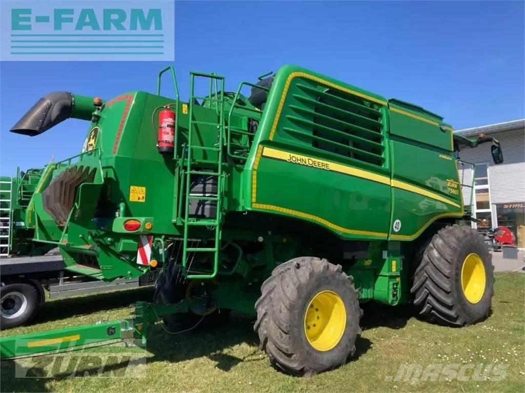John Deere t560 hm Θεριζοαλωνιστικές μηχανές
