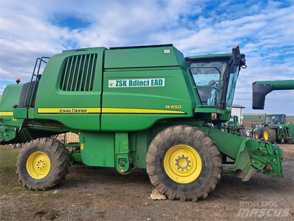 John Deere W650 Θεριζοαλωνιστικές μηχανές