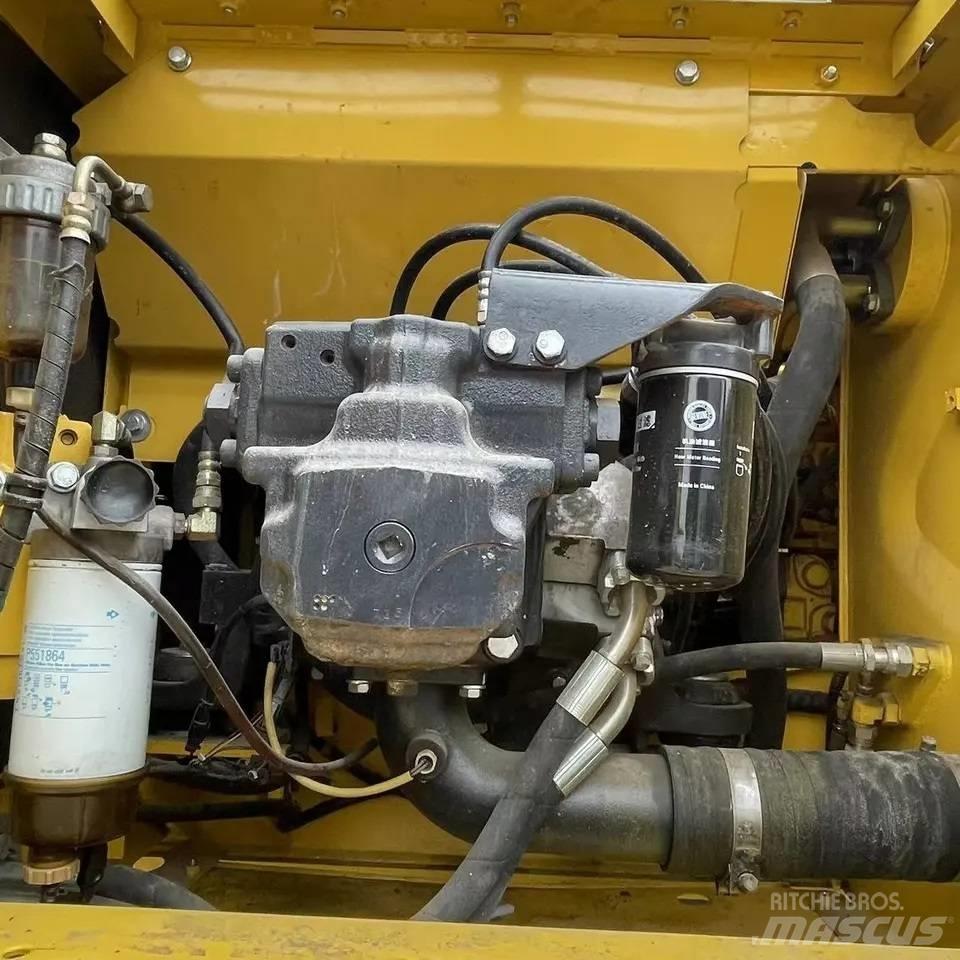 Komatsu PC200-8 Εκσκαφείς με ερπύστριες