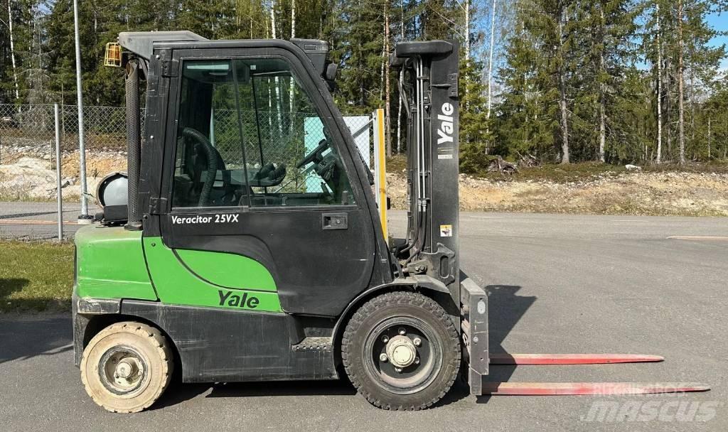 Yale GLP 25 VX Περονοφόρα ανυψωτικά κλαρκ με φυσικό αέριο LPG