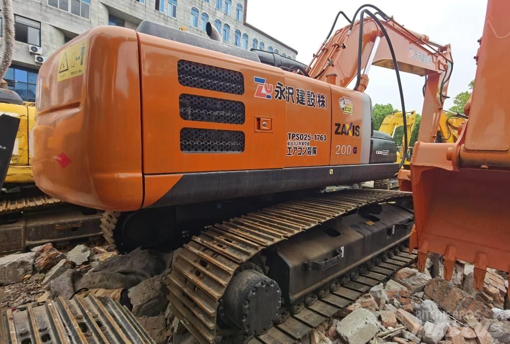Hitachi ZX 200 Εκσκαφείς με ερπύστριες