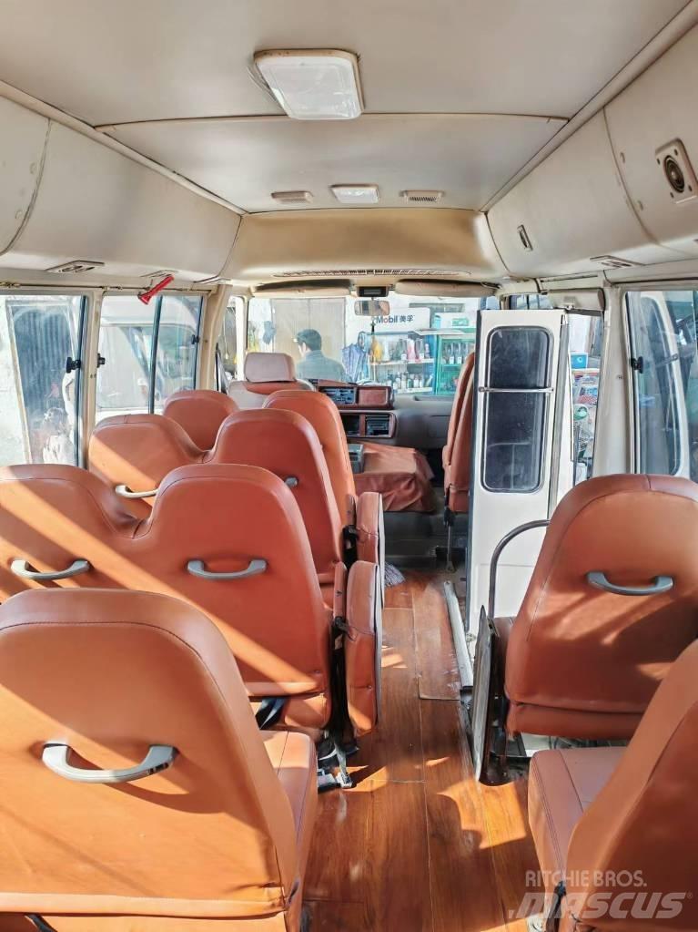 Toyota Coaster Υπεραστικά Λεωφορεία 