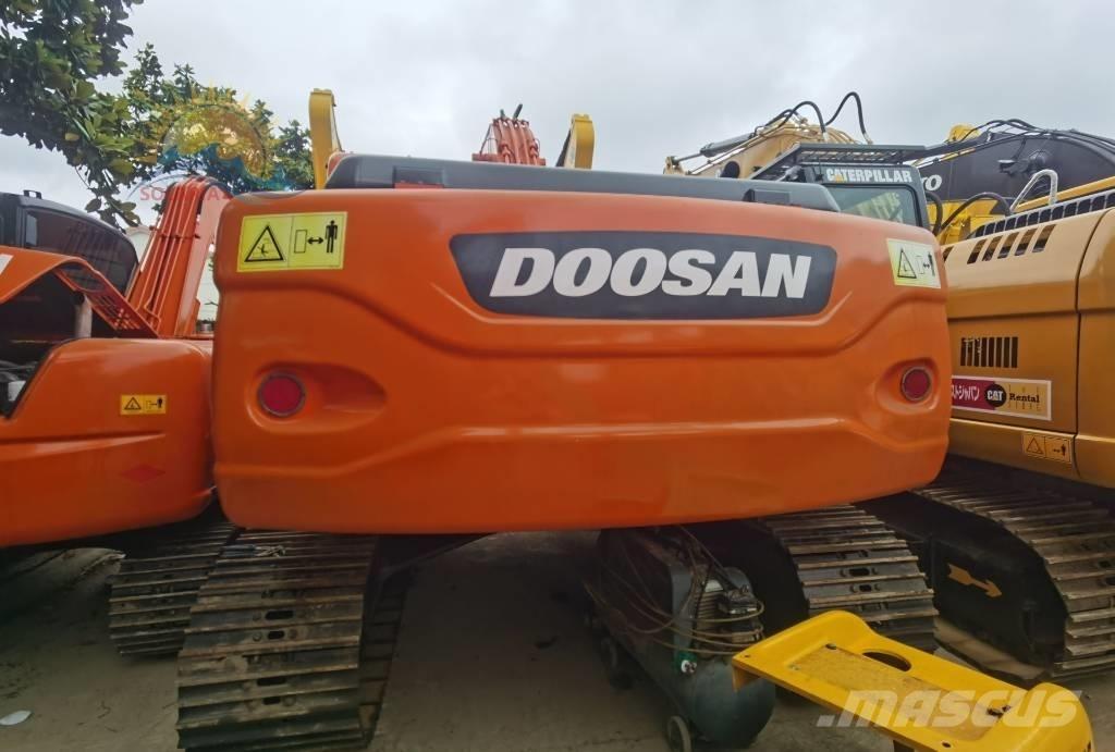 Doosan DX 225 LC Εκσκαφείς με ερπύστριες