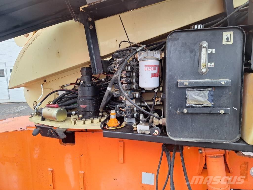 JLG 660 SJ 4x4x4 Ανυψωτήρες με αρθρωτό βραχίονα