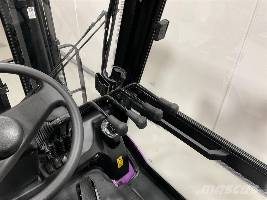  AntOn CBH 3.0 Ηλεκτρικά περονοφόρα ανυψωτικά κλαρκ