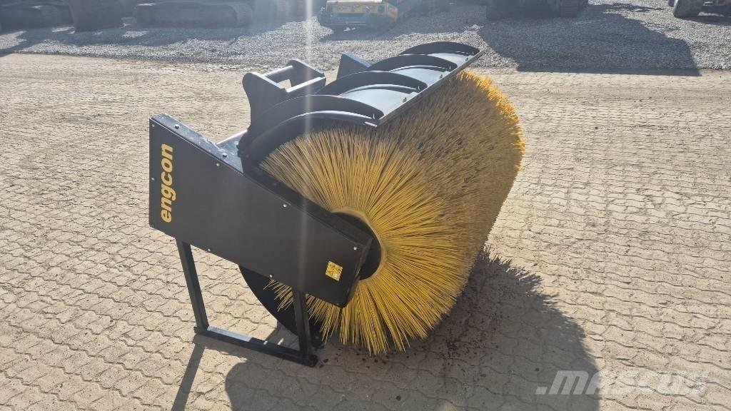 Engcon sweeper Σκούπες