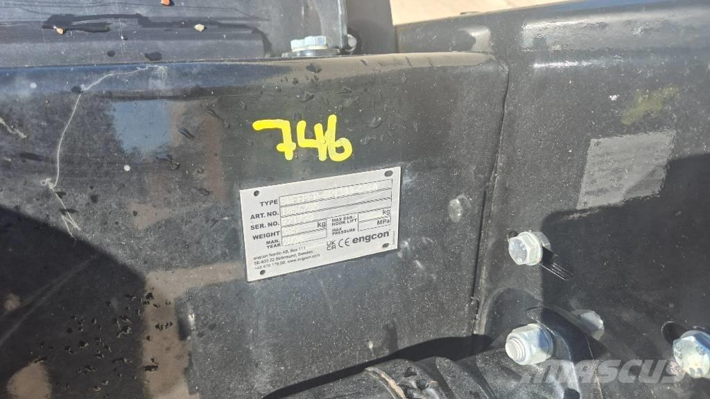 Engcon sweeper Σκούπες