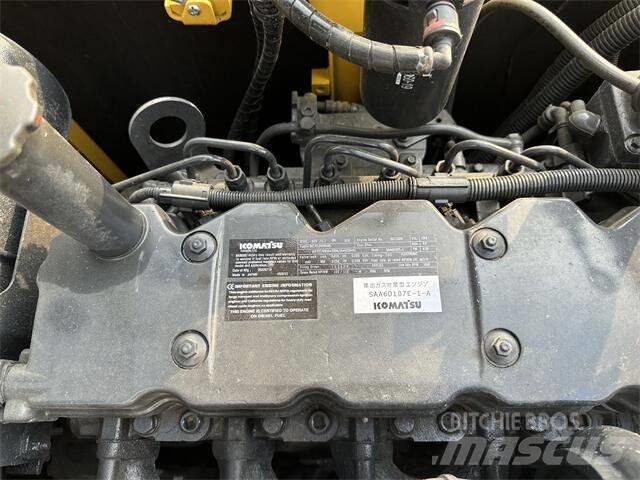 Komatsu PC210-8 Εκσκαφείς με ερπύστριες