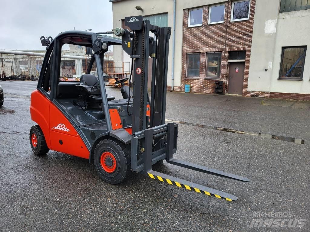 Linde H 30 T Περονοφόρα ανυψωτικά κλαρκ με φυσικό αέριο LPG