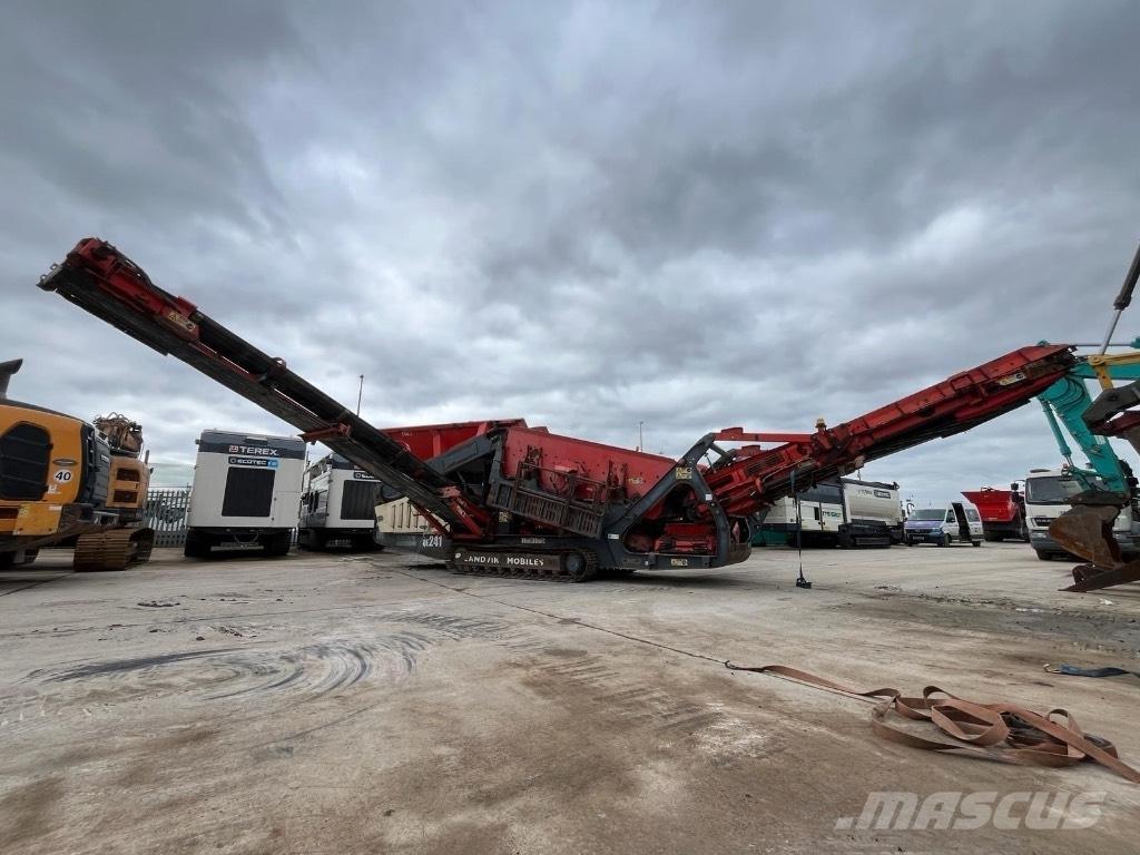 Sandvik QE 241 Μηχανές κοσκινίσματος