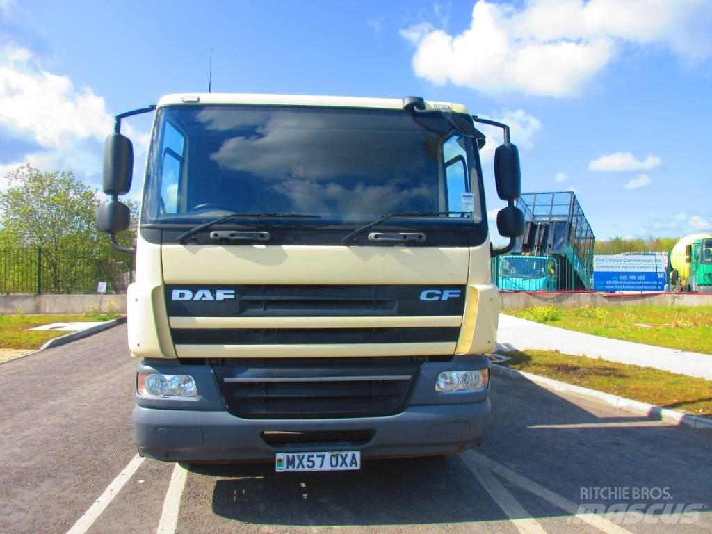 DAF 65CF300 Φορτηγά με Γερανό