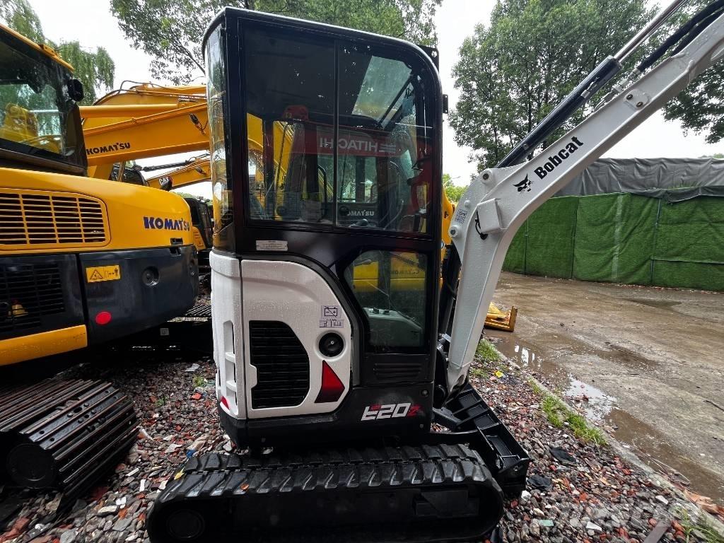 Bobcat E 20z Εκσκαφάκι (διαβολάκι) < 7t