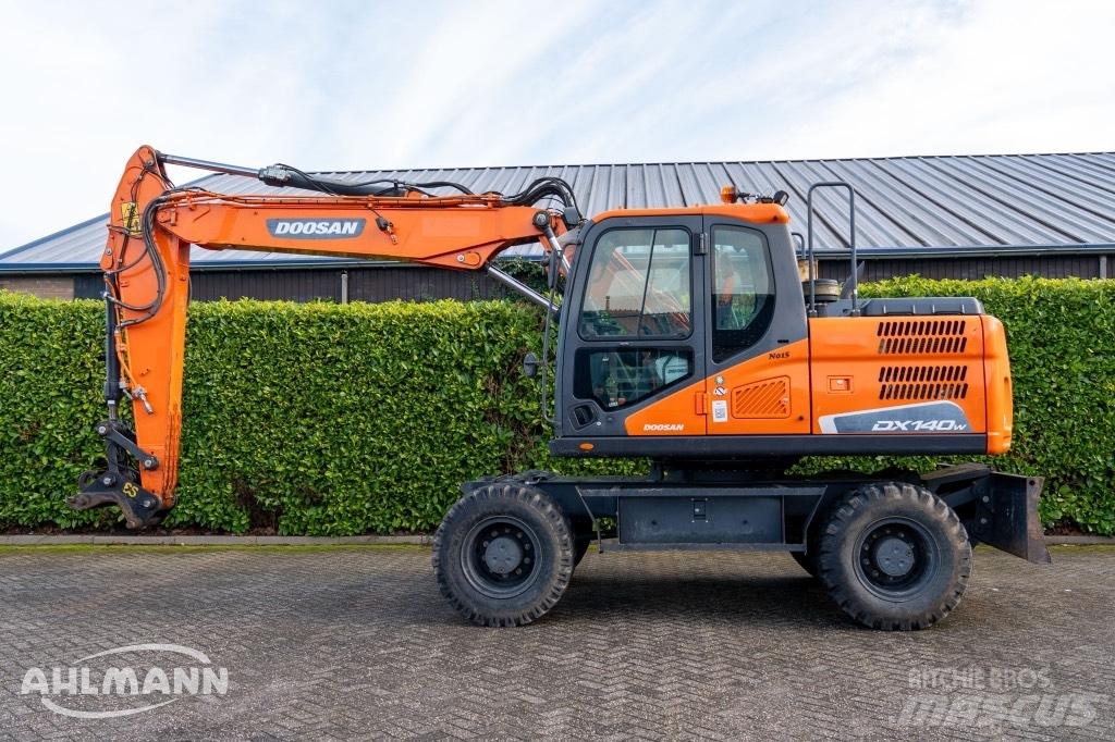 Doosan DX140W-5 Εκσκαφείς με τροχούς - λάστιχα