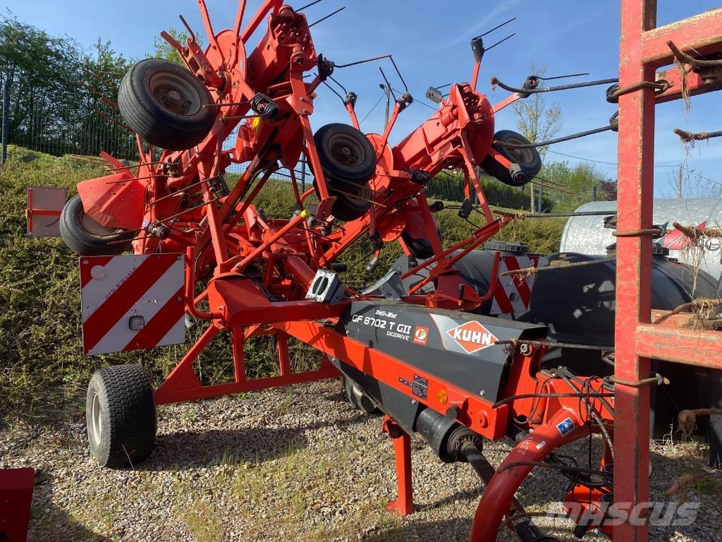 Kuhn GF8702T GII Τσουγκράνες και χορτοξηραντικές μηχανές