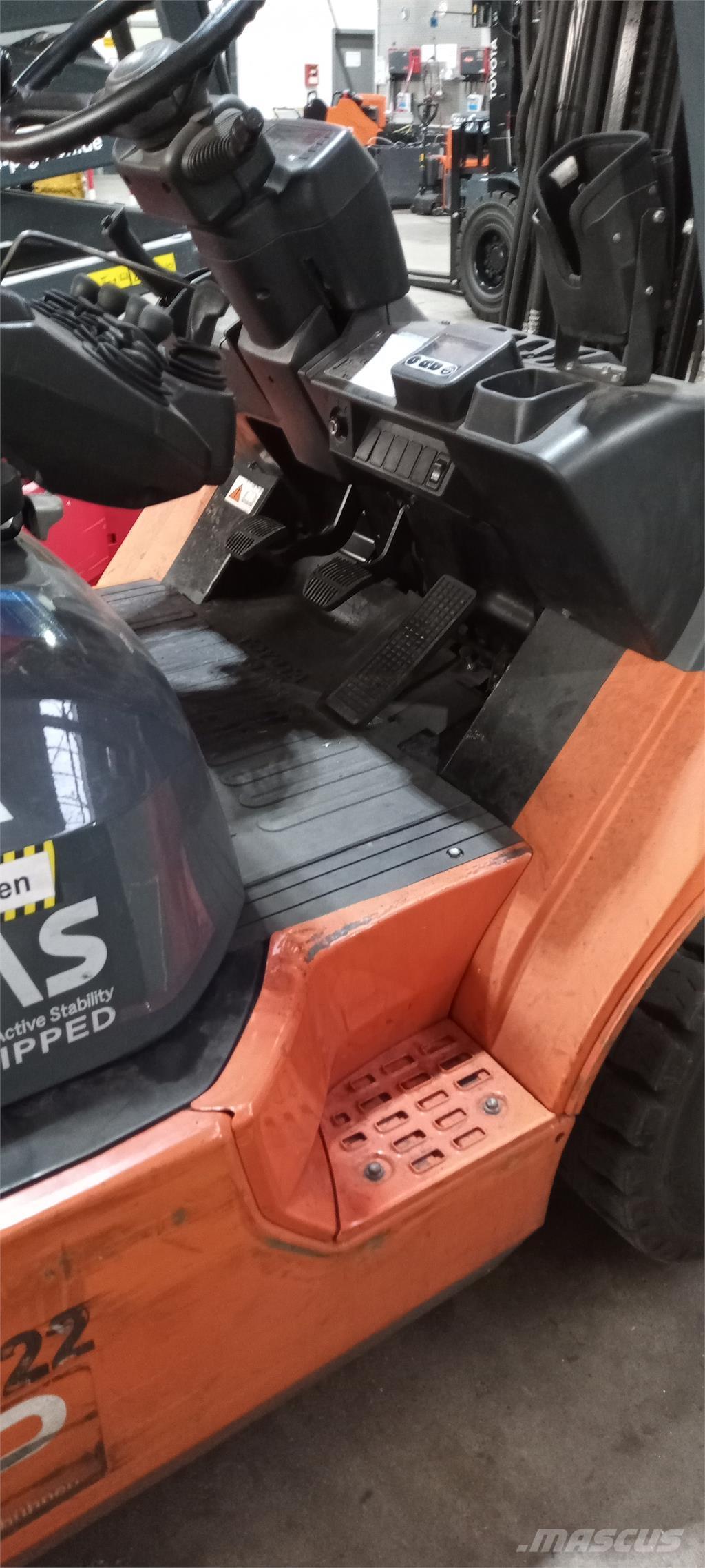 Toyota 02-7FG35 Περονοφόρα ανυψωτικά κλαρκ με φυσικό αέριο LPG