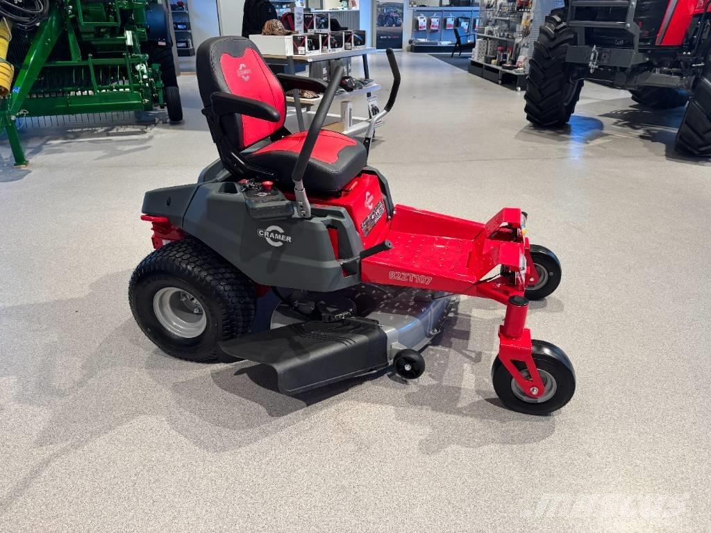 Cramer 82ZT107 Χορτοκοπτικά με καθιστό χειριστή