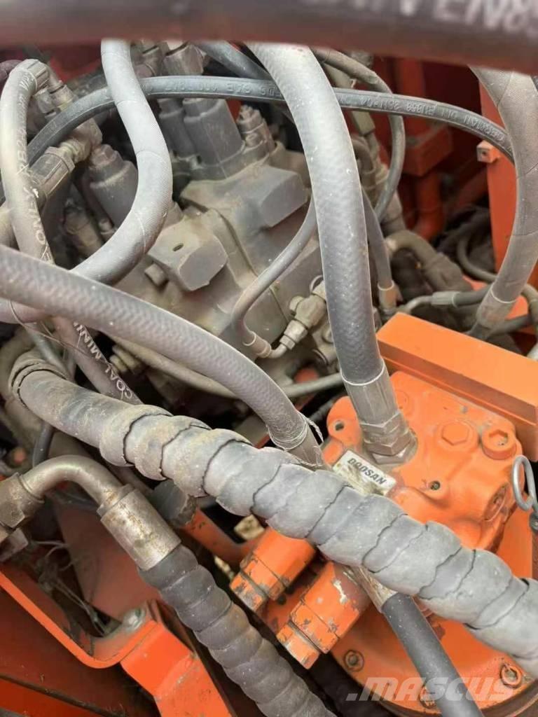 Doosan dx150 Εκσκαφείς με ερπύστριες