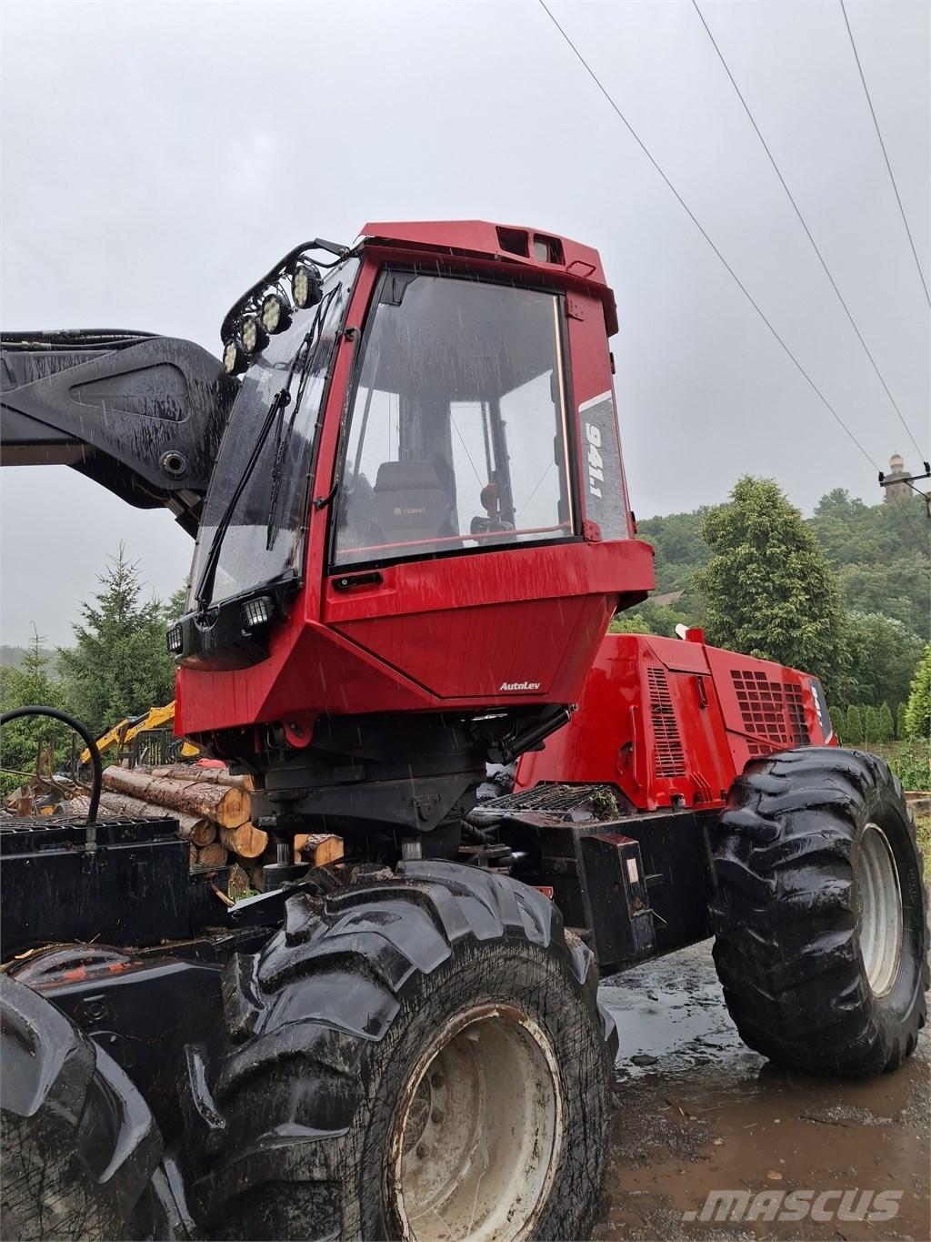 Komatsu 941.1 Θεριζοαλωνιστικές μηχανές