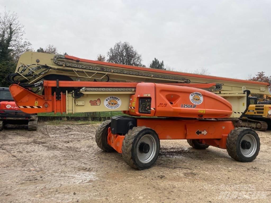 JLG 1250 AJP Ανυψωτήρες με αρθρωτό βραχίονα