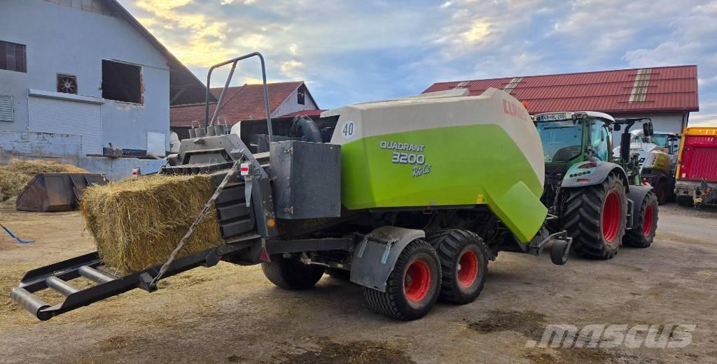 CLAAS RC3200 Πρέσες τετράγωνων δεμάτων