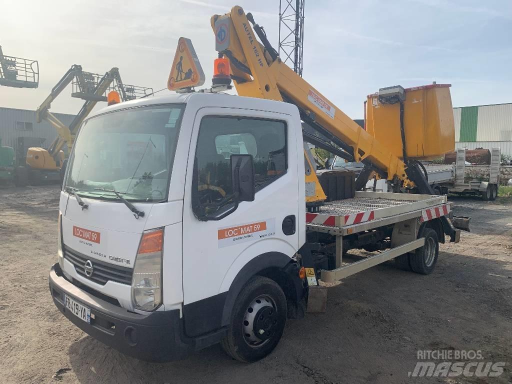 Nissan Cabstar Εναέριες πλατφόρμες τοποθετημένες σε φορτηγό
