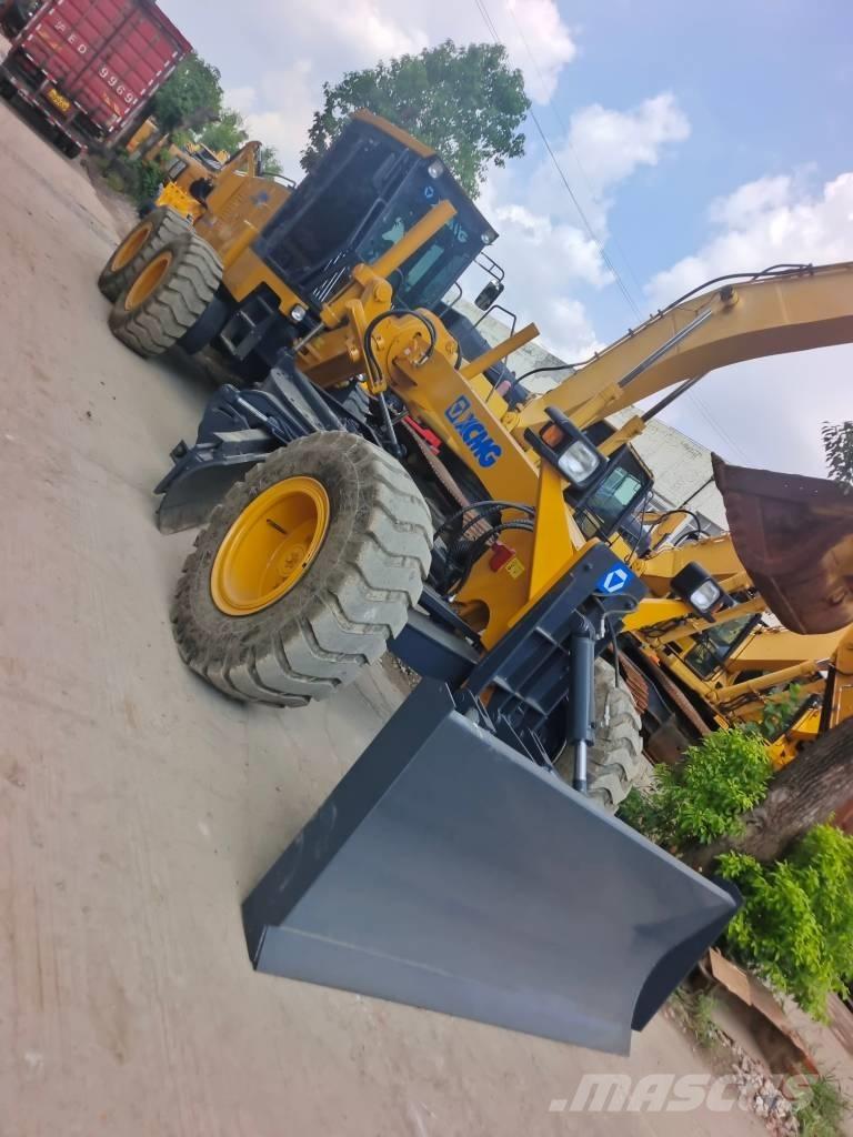 XCMG GR 2153 Γκρέιντερς