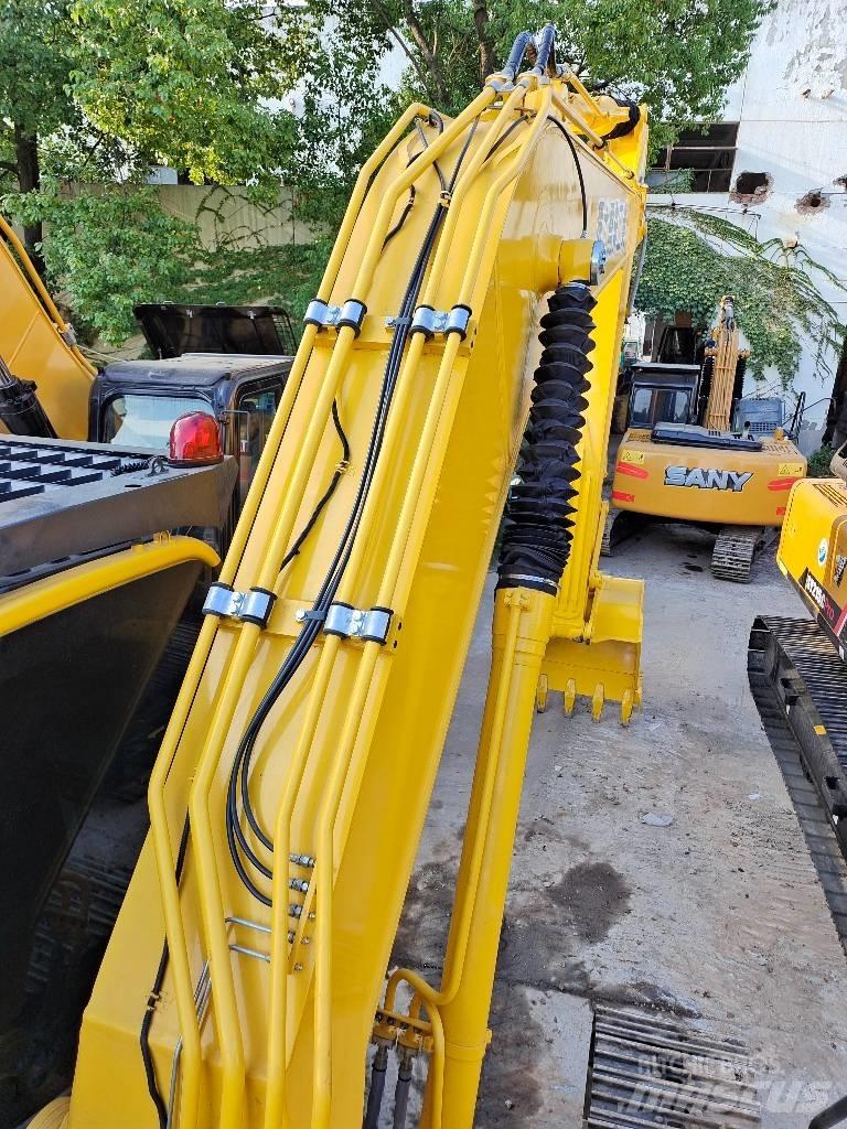 Komatsu PC 200-8 Εκσκαφείς με ερπύστριες