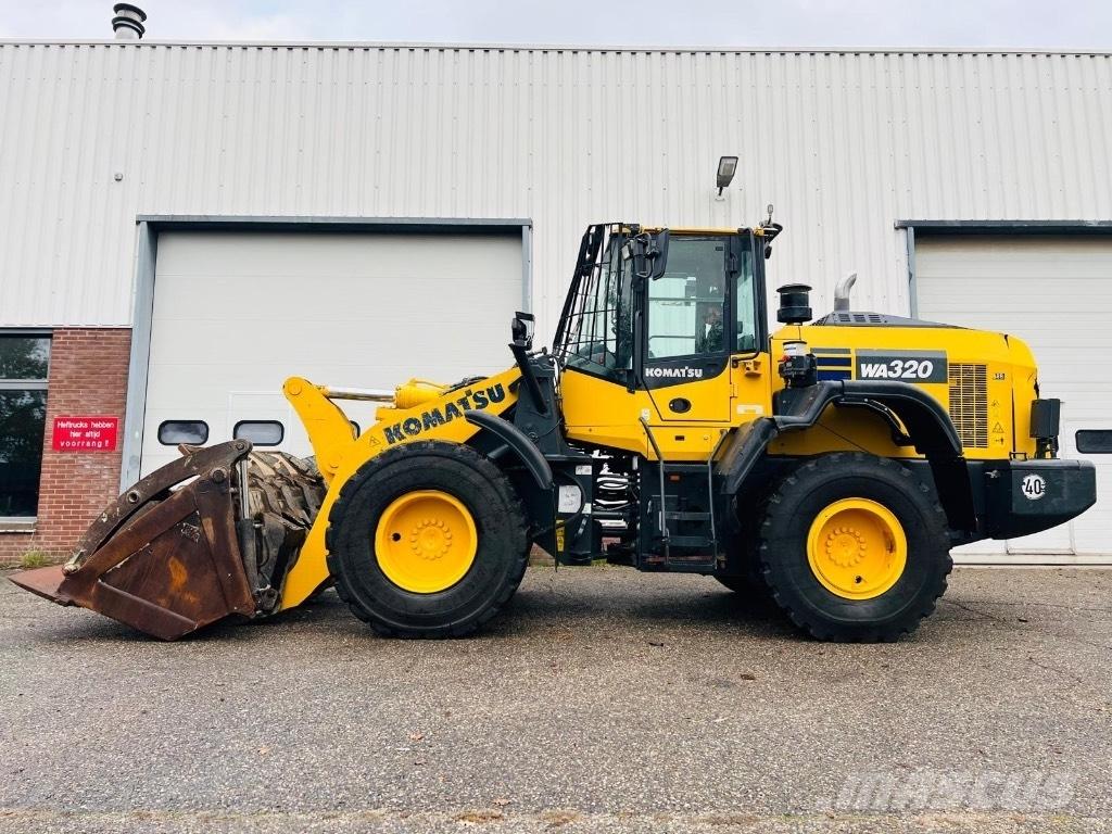 Komatsu WA 320-8 Φορτωτές με λάστιχα (Τροχοφόροι)