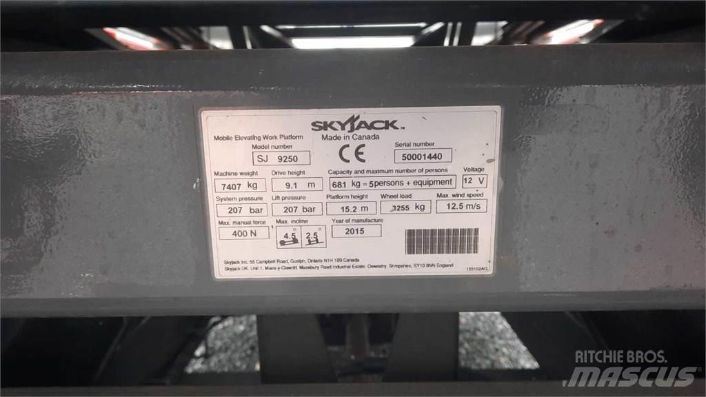 SkyJack 9250RT Ανυψωτήρες ψαλιδωτής άρθρωσης
