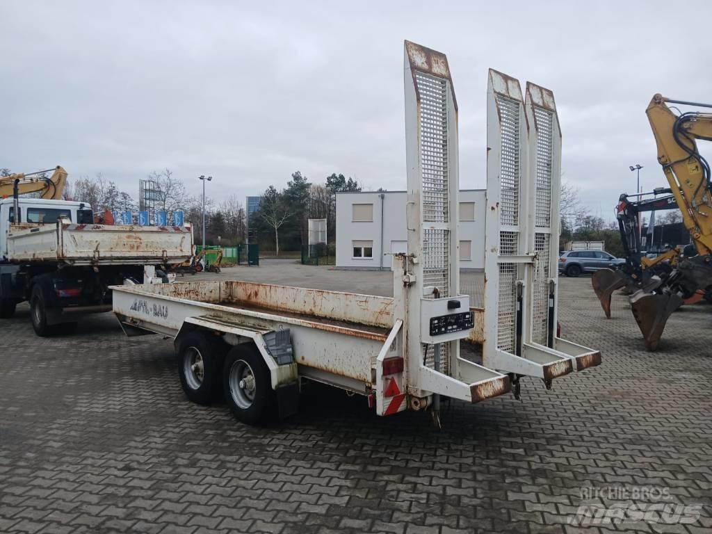 Schmidt MTT 1050 Οχήματα με χαμηλό δάπεδο