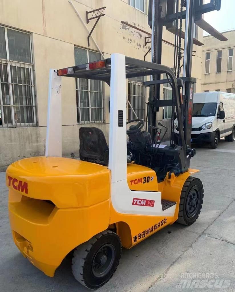 TCM FD30 Ανυψωτικά στενών δρόμων