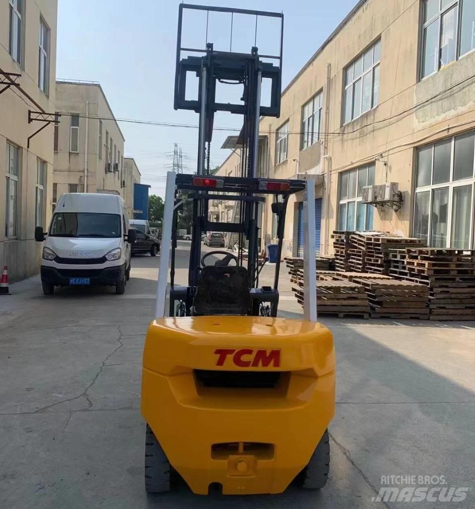 TCM FD30 Ανυψωτικά στενών δρόμων