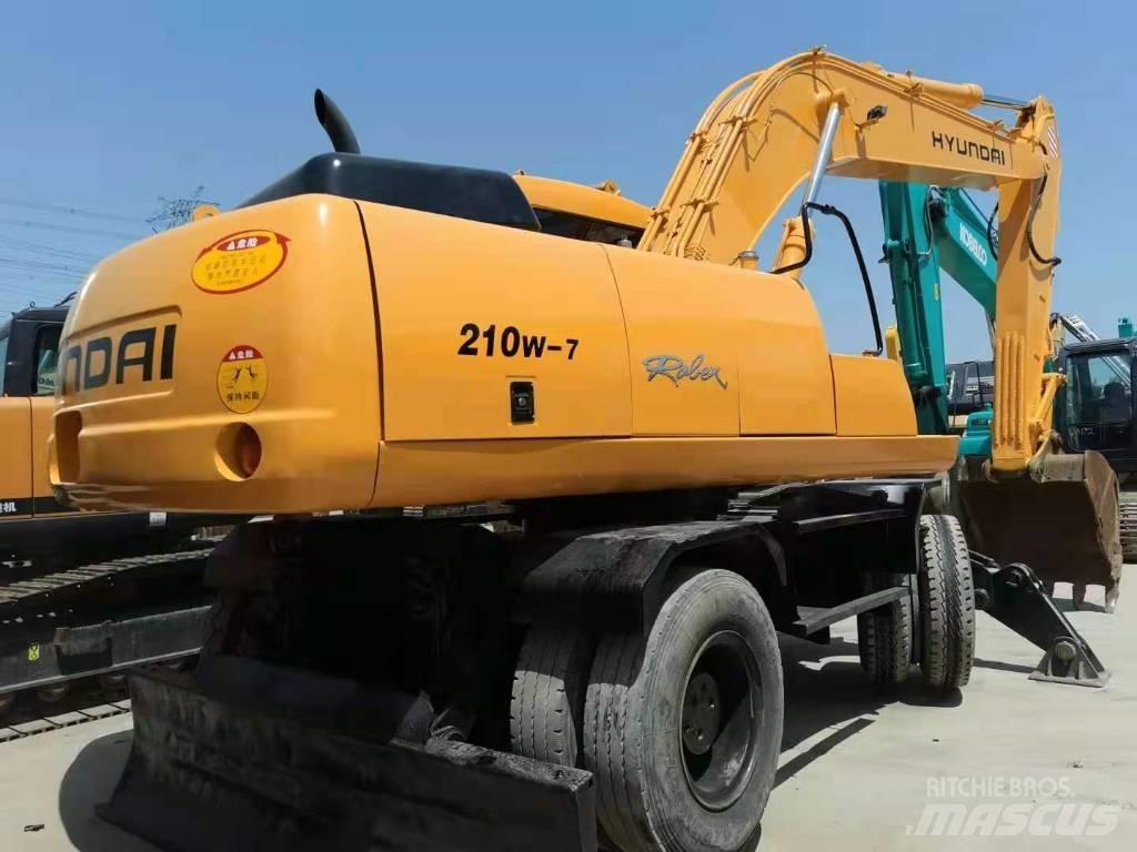 Hyundai R210W-7 Εκσκαφείς με τροχούς - λάστιχα