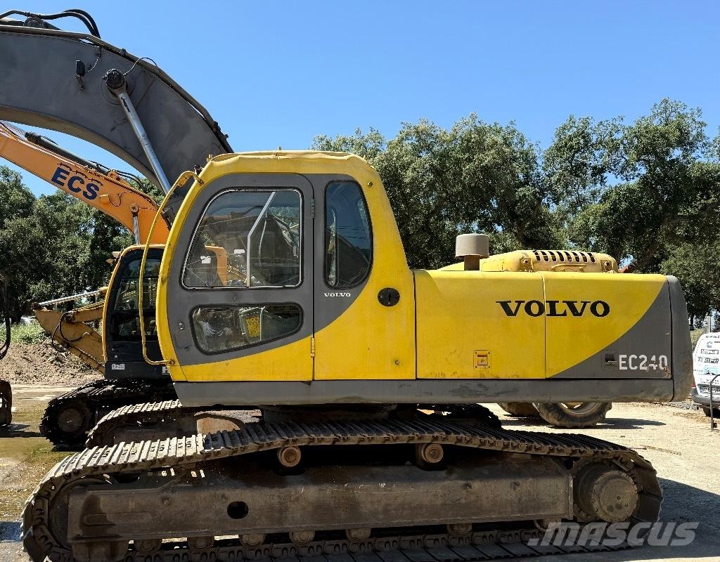 Volvo EC240 Εκσκαφείς μεγάλης εμβέλειας