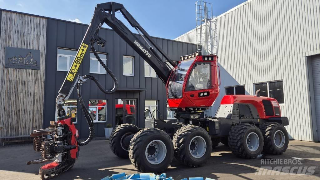 Komatsu 931 XC Θεριζοαλωνιστικές μηχανές
