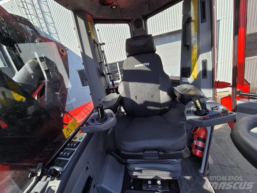 Komatsu 931 XC Θεριζοαλωνιστικές μηχανές