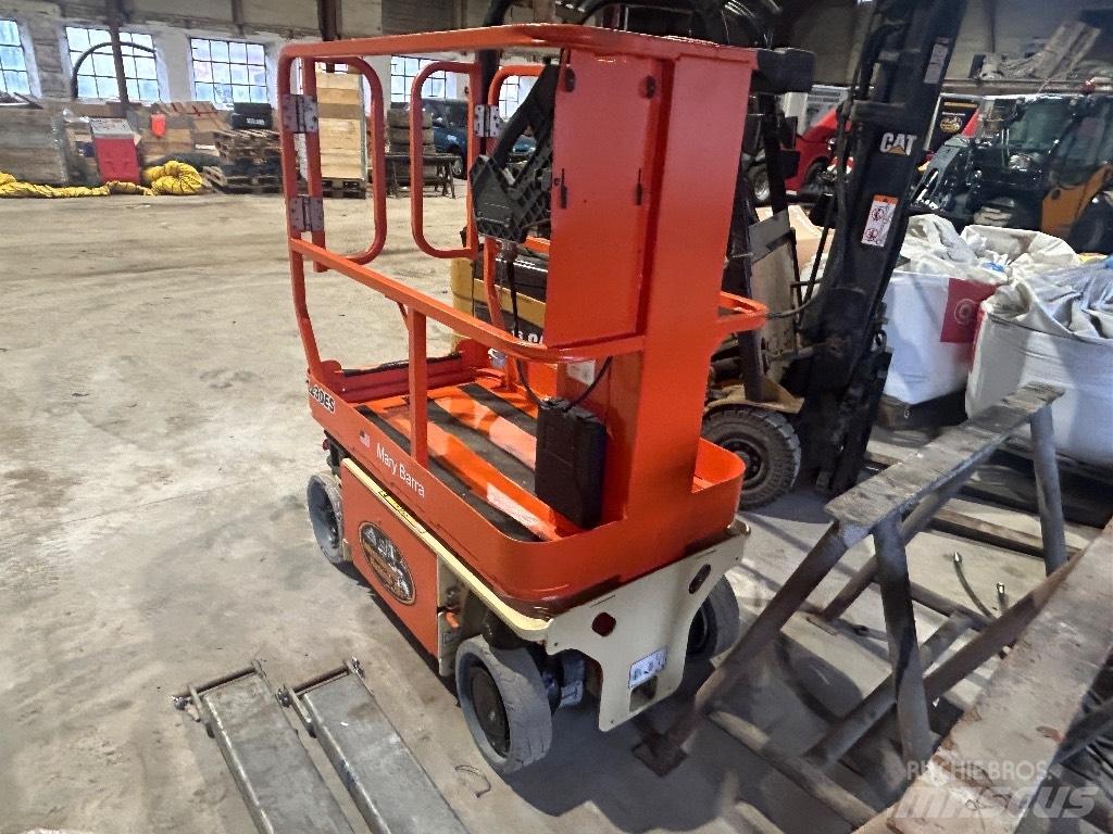 JLG 1230 ES Ανυψωτήρες με κατακόρυφους πυλώνες