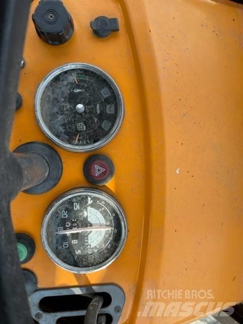 Renault R 65 14 LS Τρακτέρ