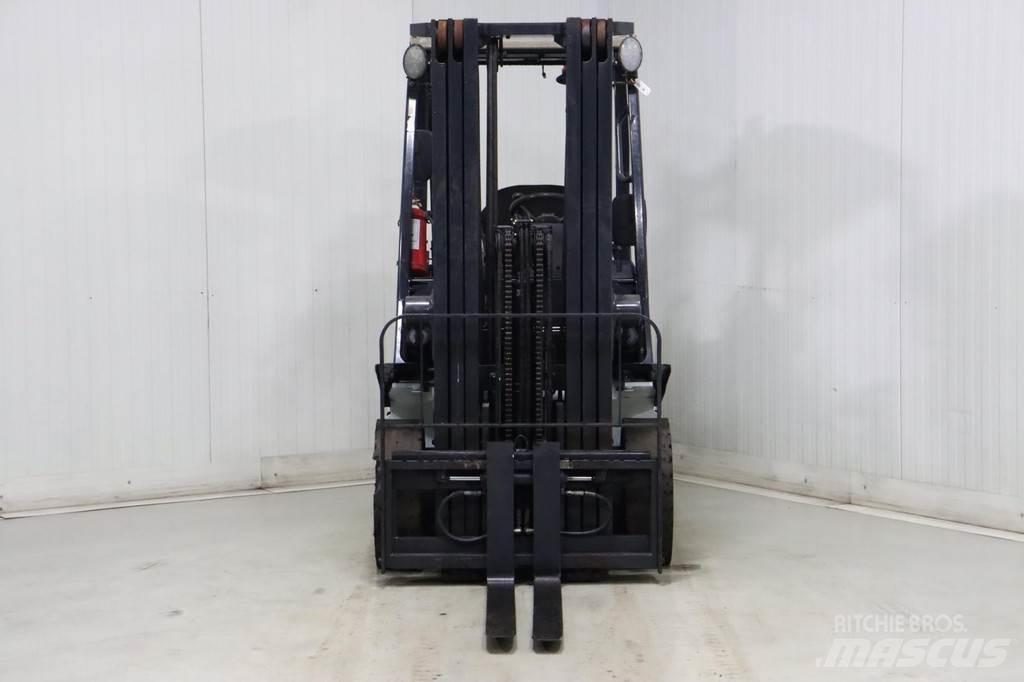 Nissan U1D2A20LQ Περονοφόρα ανυψωτικά κλαρκ με φυσικό αέριο LPG