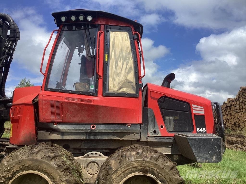 Komatsu 845 Μεταφορείς ξυλείας