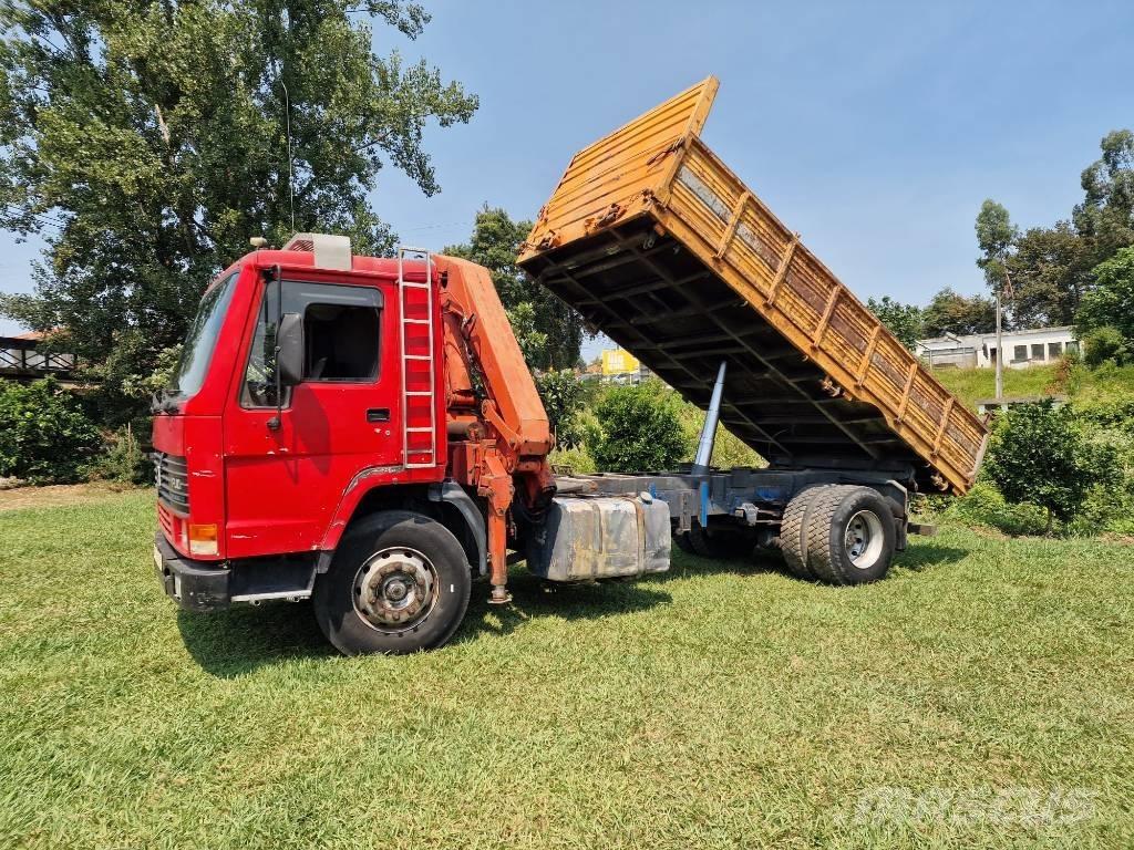 Volvo FL7 Φορτηγά Ανατροπή