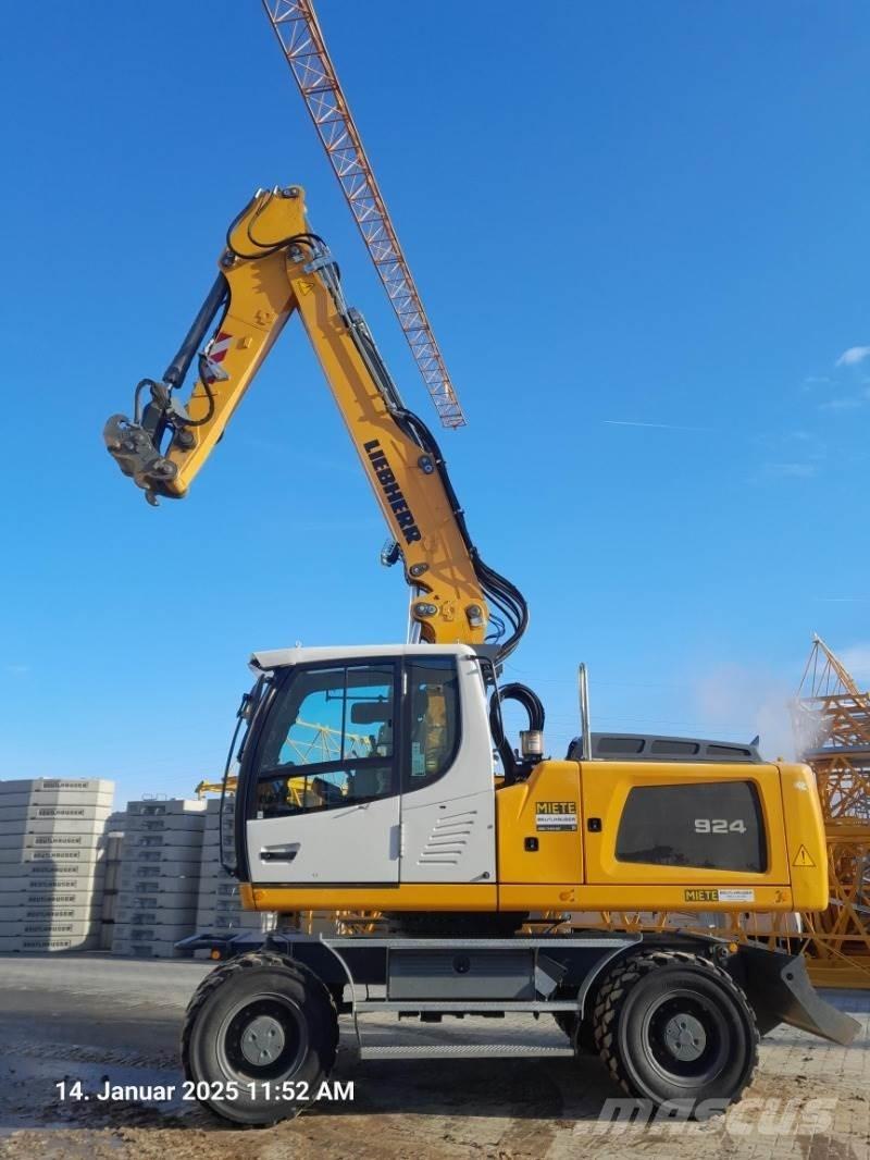 Liebherr A924 Εκσκαφείς με τροχούς - λάστιχα