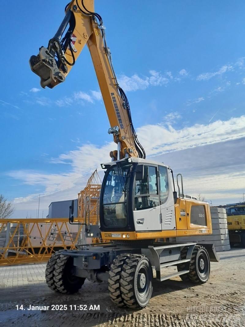 Liebherr A924 Εκσκαφείς με τροχούς - λάστιχα