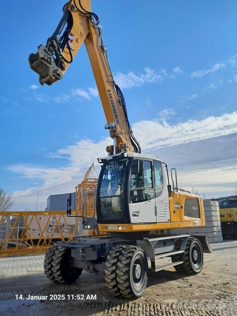 Liebherr A924 Εκσκαφείς με τροχούς - λάστιχα
