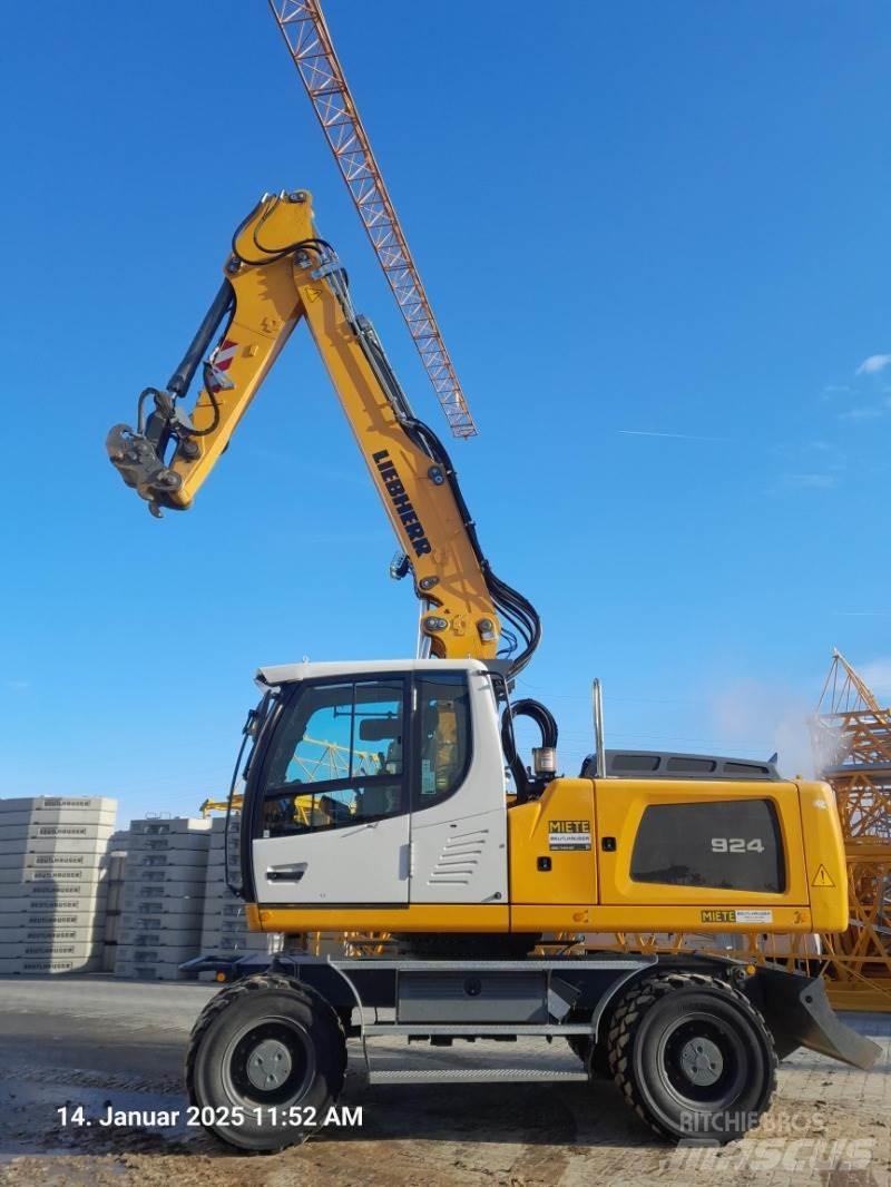 Liebherr A924 Εκσκαφείς με τροχούς - λάστιχα