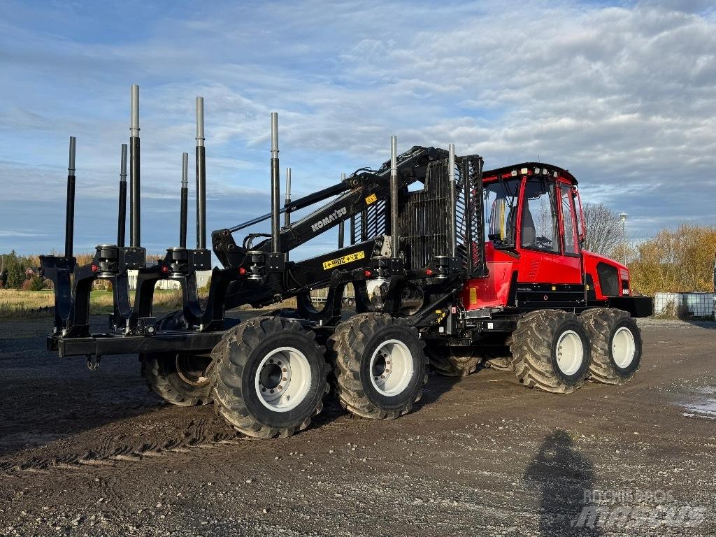 Komatsu 855 Μεταφορείς ξυλείας