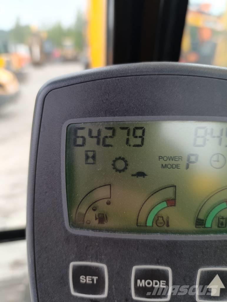 JCB JS 260 LC Εκσκαφείς με ερπύστριες